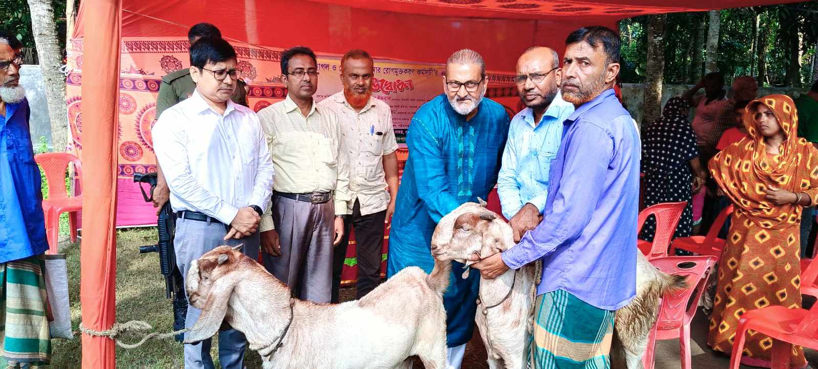 পাইকগাছায় পিপিআর রোগমুক্ত কর্মসূচী'র উদ্বোধন