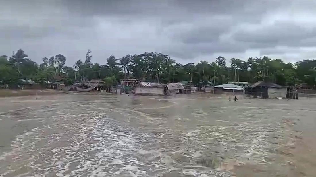 কক্সবাজারে জোয়ারের পানিতে অর্ধশত গ্রাম প্লাবিত