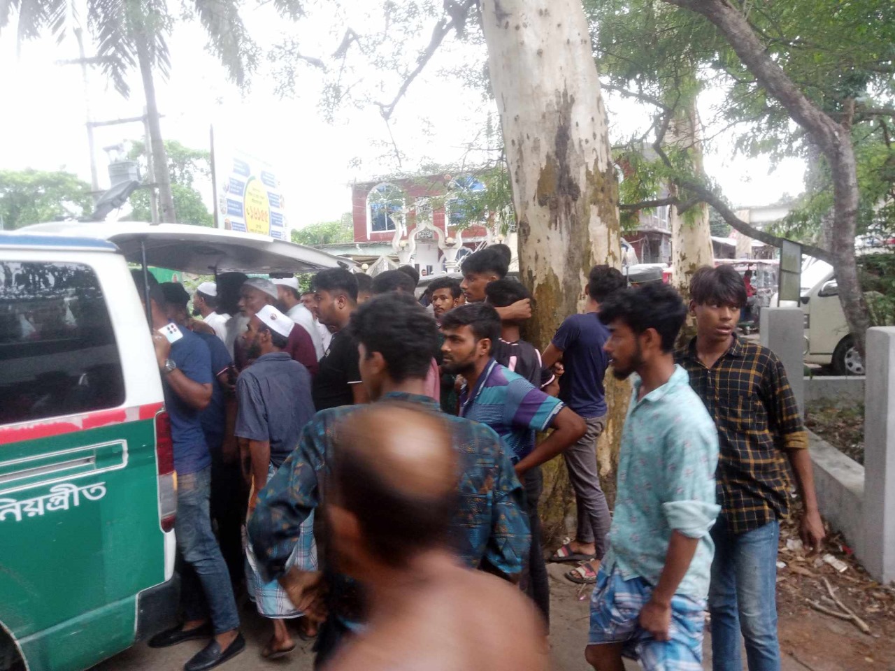 রায়পুরে সেপটিক ট্যাংকে নেমে দু’জনের মৃত্যু