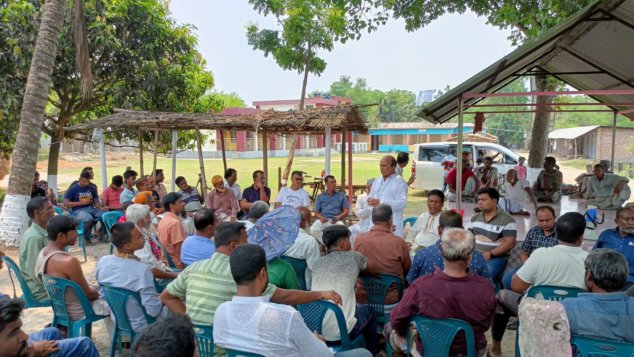 লালপুরে আফতাব হোসেন ঝুলফুর গণসংযোগ