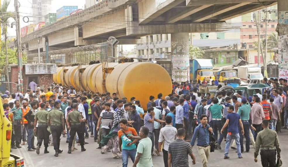 চট্টগ্রামে ট্রেনে কাটাপড়ে যুবক নিহত