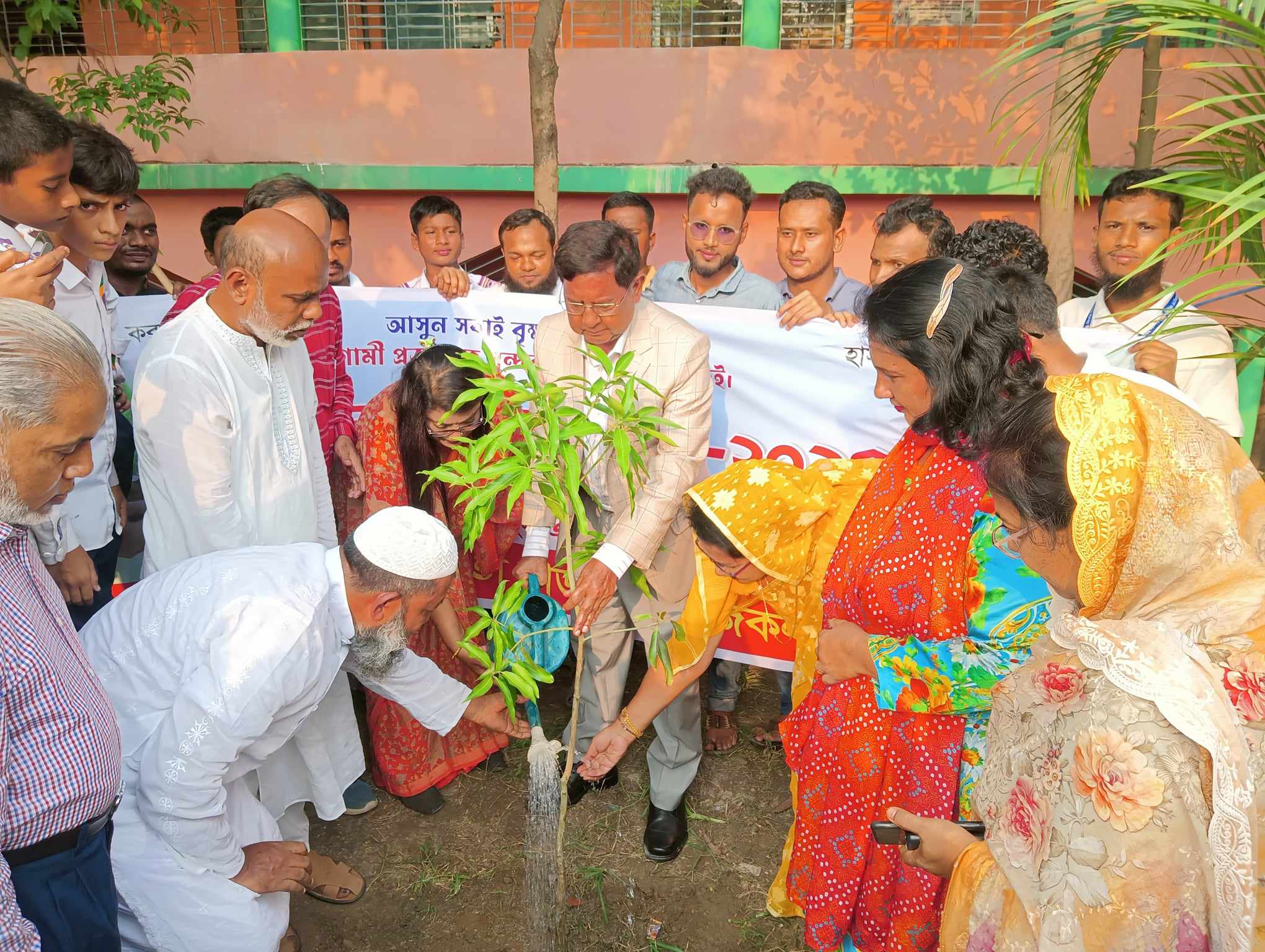 রূপগঞ্জের ভুলতা স্কুল অ্যান্ড কলেজে কালভার্ট উদ্বোধন ও বৃক্ষরোপণ