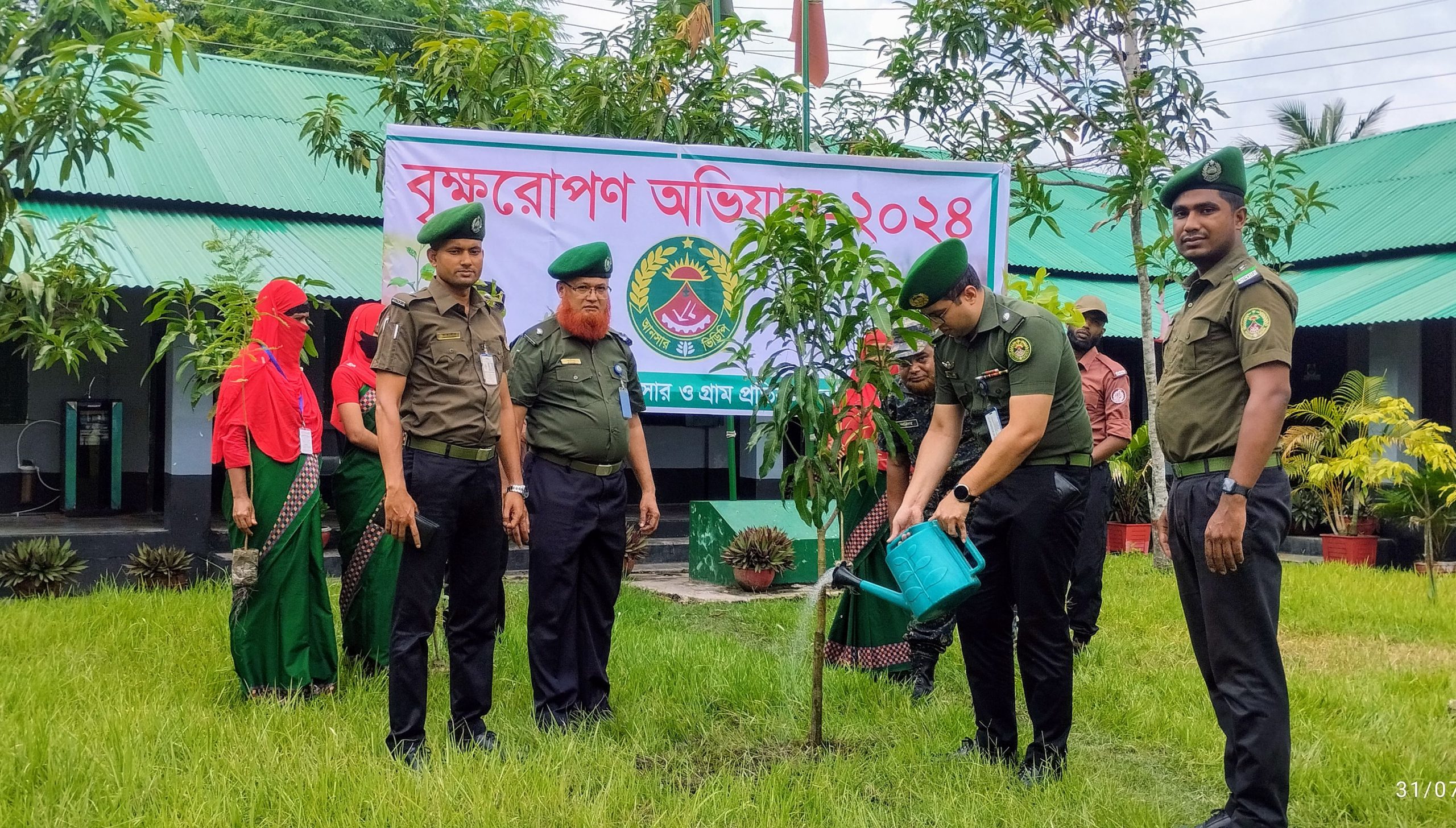 বাগেরহাটে আনসার ও গ্রাম প্রতিরক্ষা বাহিনীর বৃক্ষরোপণ কর্মসূচী পালিত