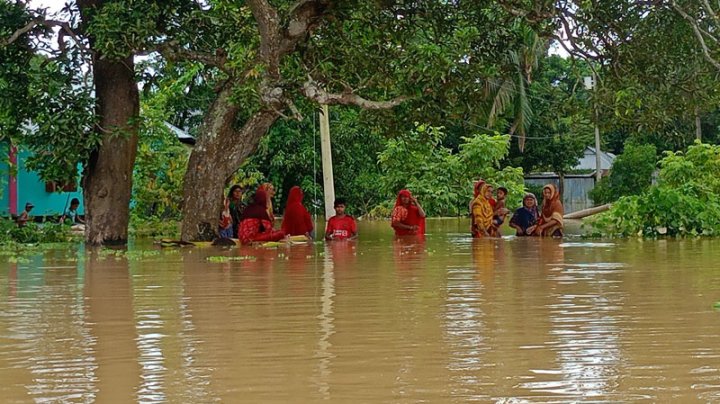 বন্যায় ৫২ জনের মৃত্যু, প্রায় ৫৫ লাখ মানুষ ক্ষতিগ্রস্ত