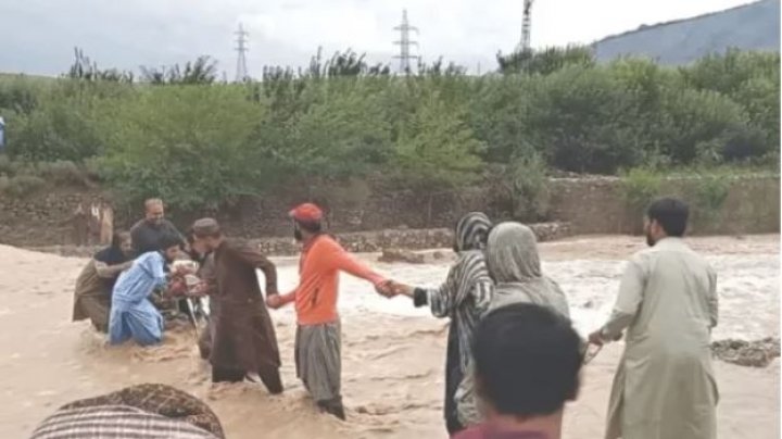 পাঞ্জাব ও বেলুচিস্তানে বন্যায় ১০৩ জনের মৃত্যু