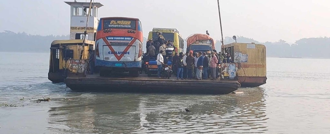 মোরেলগঞ্জ ফেরিঘাটে টোল আদায়ে অনিয়ম