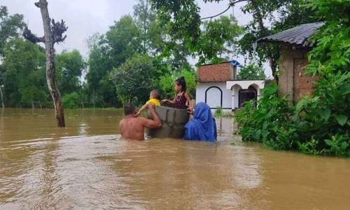 বন্যার্তদের জন্য ২৯ লাখ টাকার সহায়তা দিলেন ইসির কর্মকর্তা-কর্মচারীরা