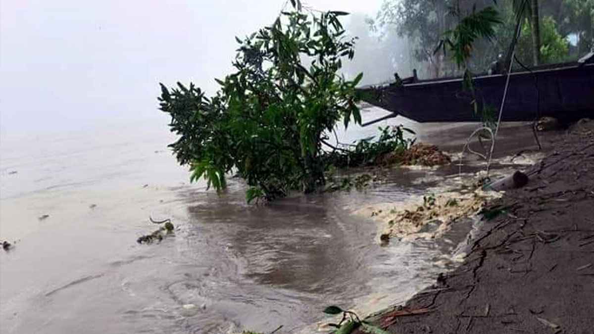 রংপুরে আকস্মিক বন্যায় ৩০ হাজার মানুষ পানিবন্দি