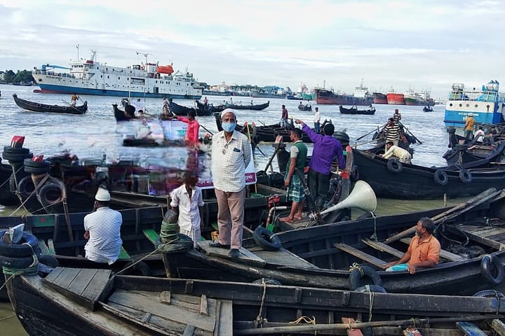 অবরোধে কর্ণফুলীর সাম্পান যাত্রীদের দুর্ভোগ