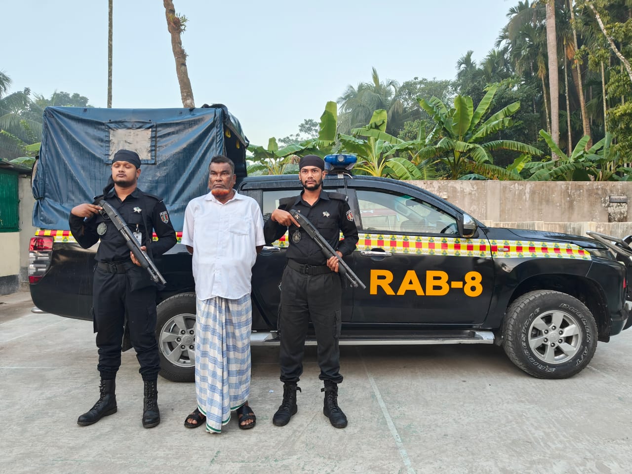 ভোলায় র‍্যাবের অভিযানে মোস্ট ওয়ারেন্ট আলতু মাতাব্বর গ্রেফতার