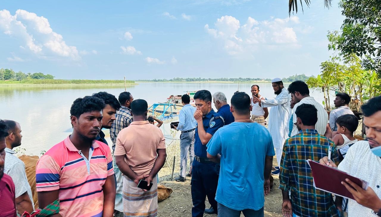 নদী থেকে বালি উত্তোলনের দায়ে ৩ জনকে শ্রীঘরে পাঠালেন অ্যাসিল্যান্ড