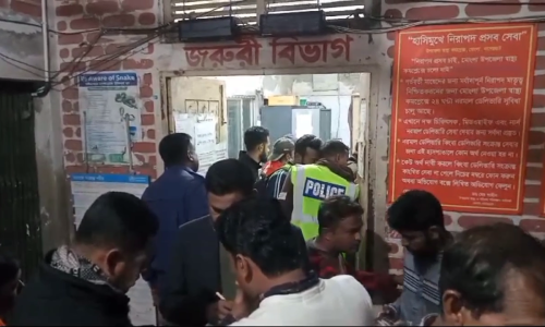 মোংলায় বসতবাড়িতে ঢুকে নারীকে হত্যা