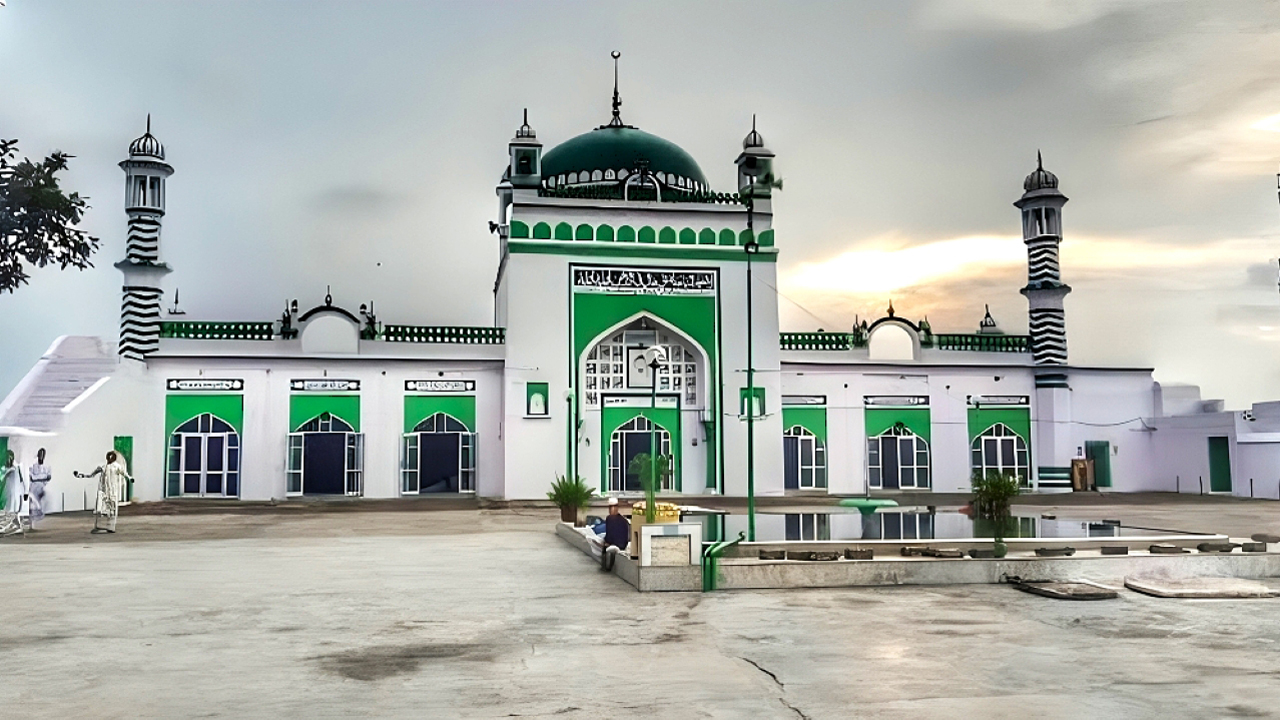 ভারতে মসজিদ নিয়ে তিন মুসলিমকে গুলি করে হত্যা