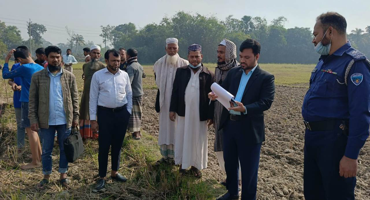 দেবীদ্বারে ইটভাটা ও জমির মালিককে সাড়ে ৫ লক্ষ টাকা জরিমানা