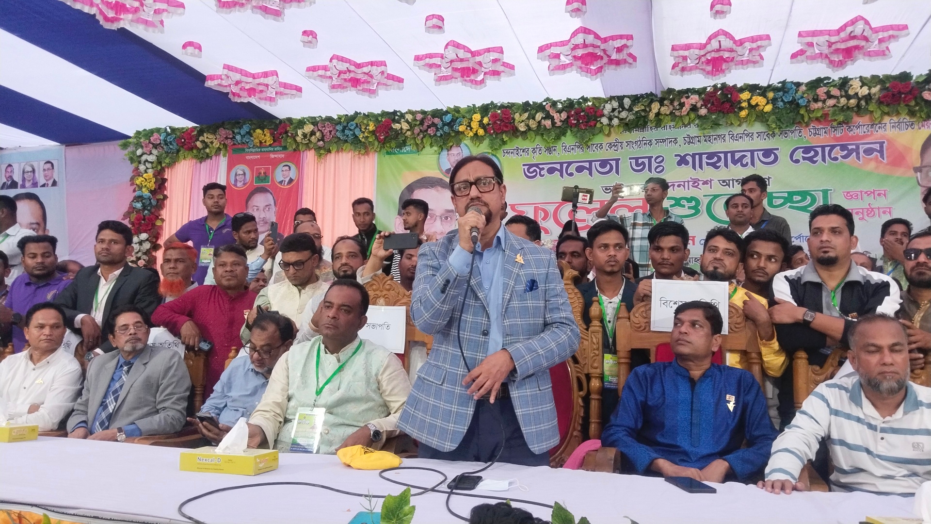 'তুমি যদি হুট করে ঢুকে যাও, আমরা বসে থাকব না'-ডা. শাহাদাত হোসেন