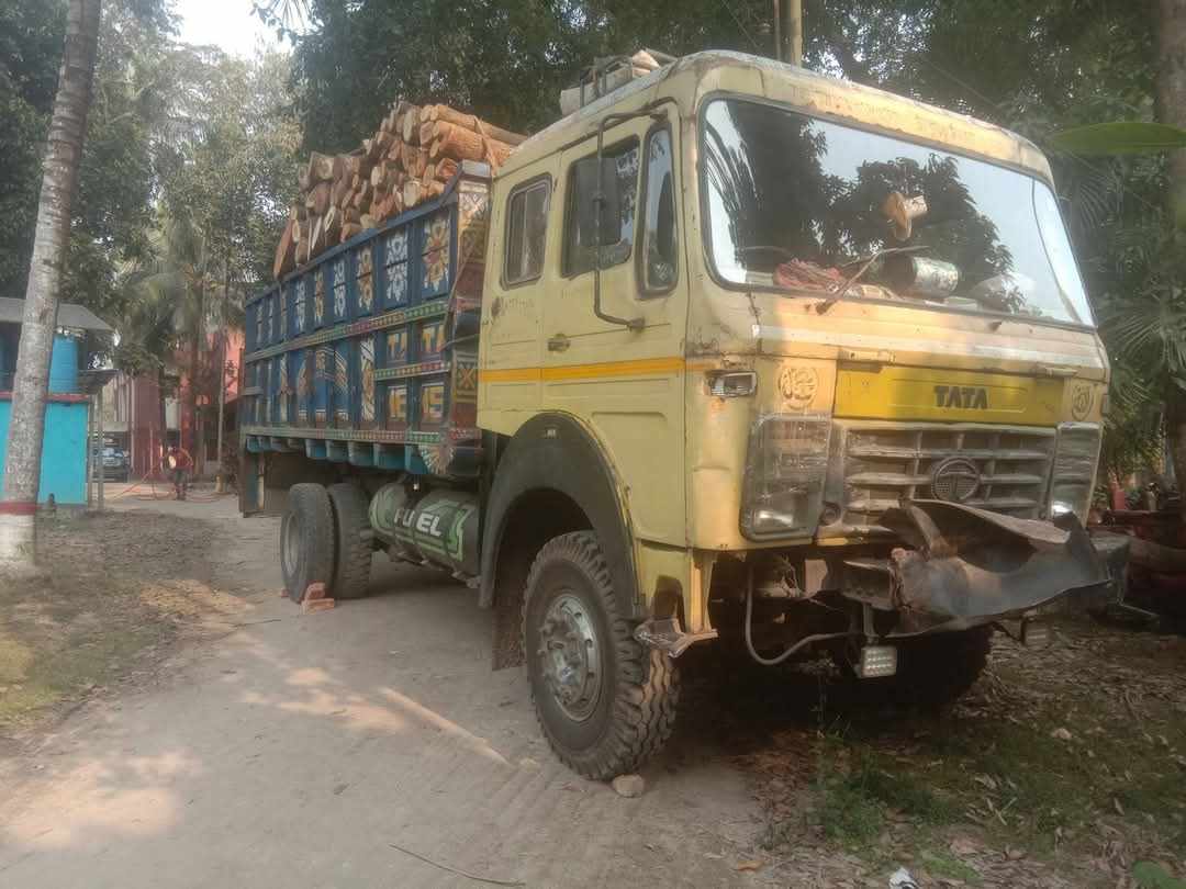 আলফাডাঙ্গায় ট্রাক ও মোটর সাইকেল মুখোমুখি সংঘর্ষে প্রবাসী নিহত