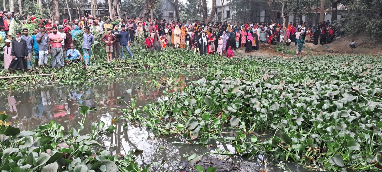 সিরাজদিখানে নিখোঁজ স্কুলছাত্রের বস্তাবন্দি মরদেহ উদ্ধার