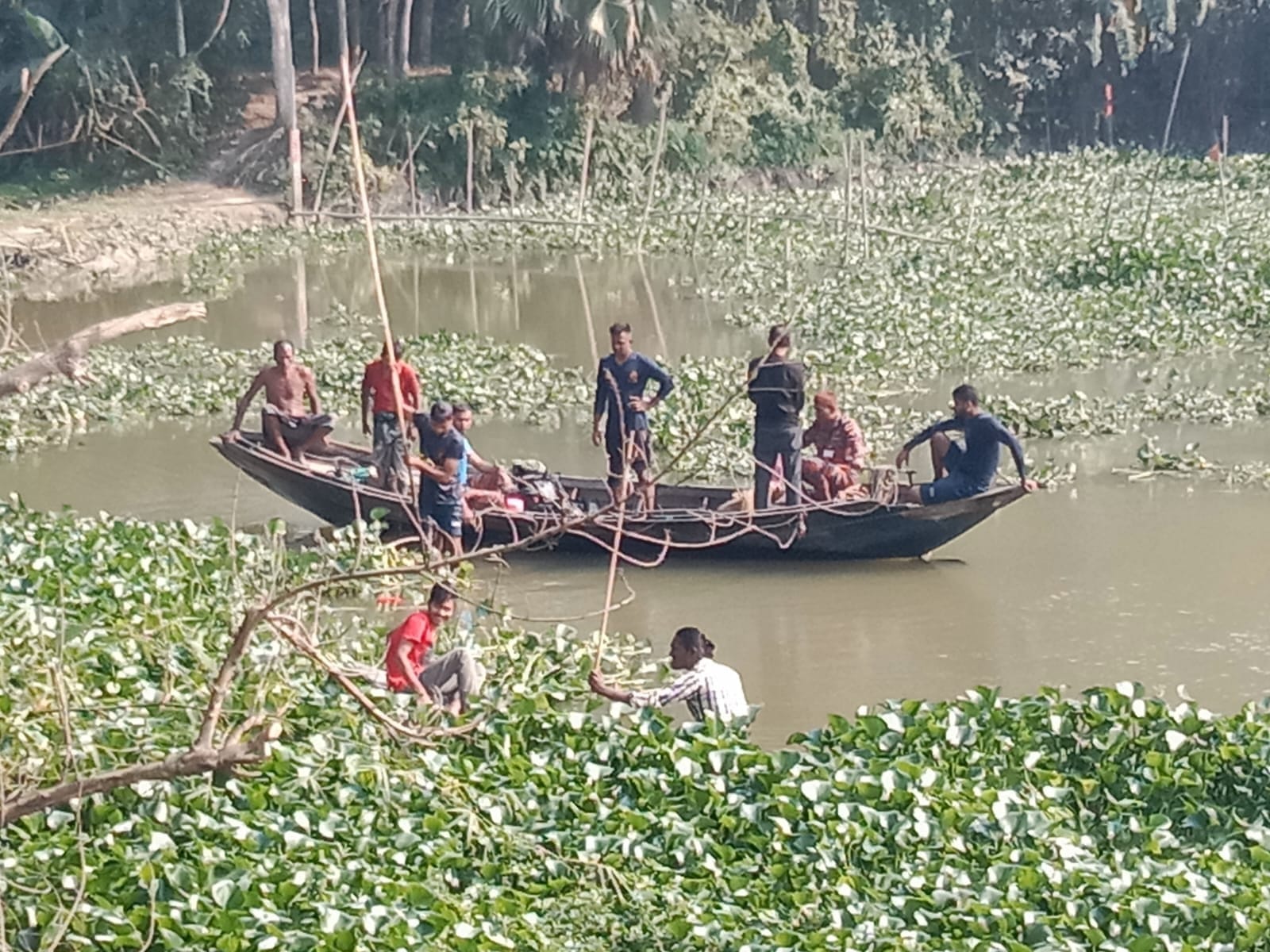 কোটালীপাড়ায় খালে জাল পাতাতে গিয়ে মৎস্য শিকারী নিখোঁজ 