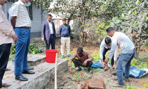 ভ্রাম্যমাণ আদালতে জব্দ করা ৯০ কেজি খেজুর বিনষ্ট