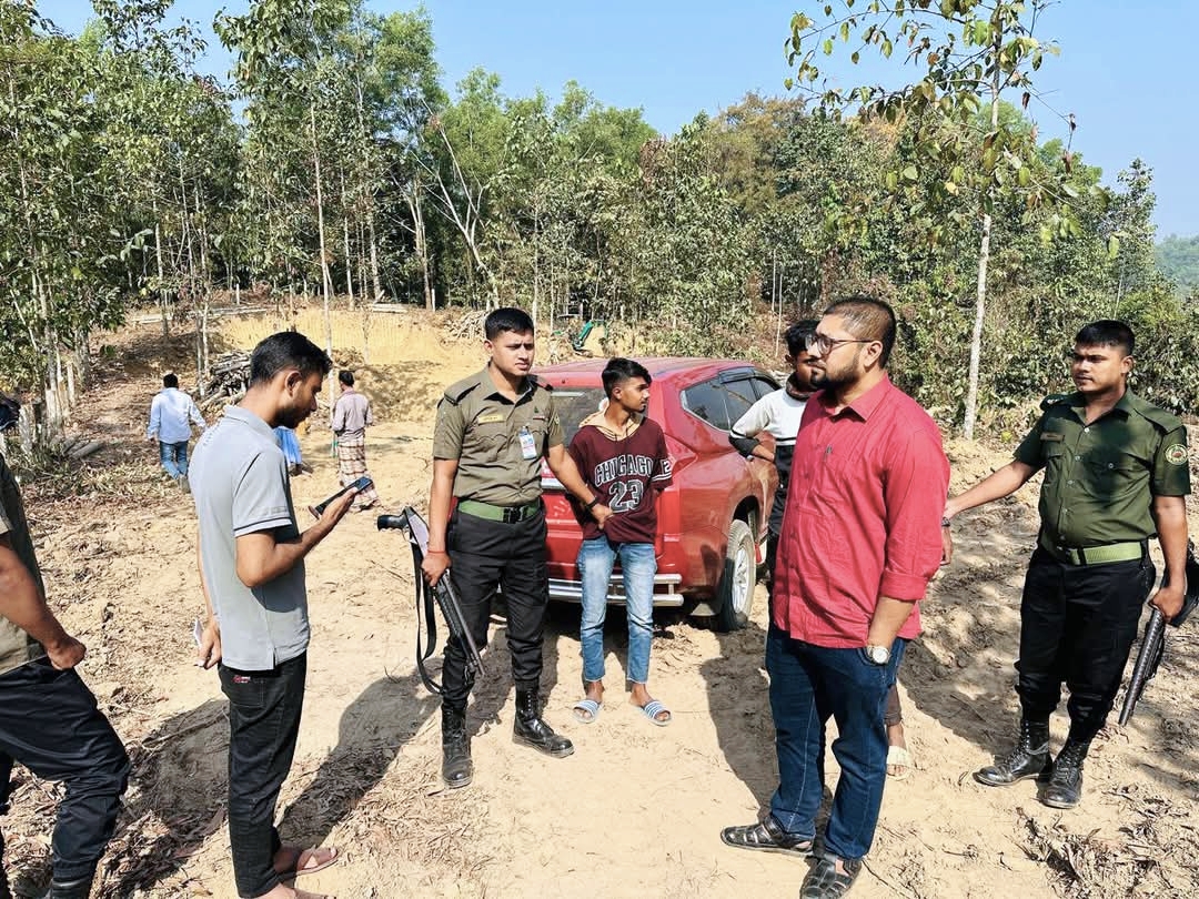 অবৈধ মাটি,বালি উত্তোলনের দায়ে ৯ লাখ জরিমানা আদায় - ইউএনও লামা