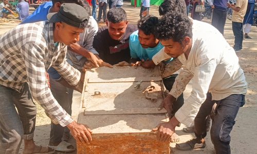 রহস্যজনক ‘গুপ্তধন এর সন্ধান মিললো গৌরীপুরে