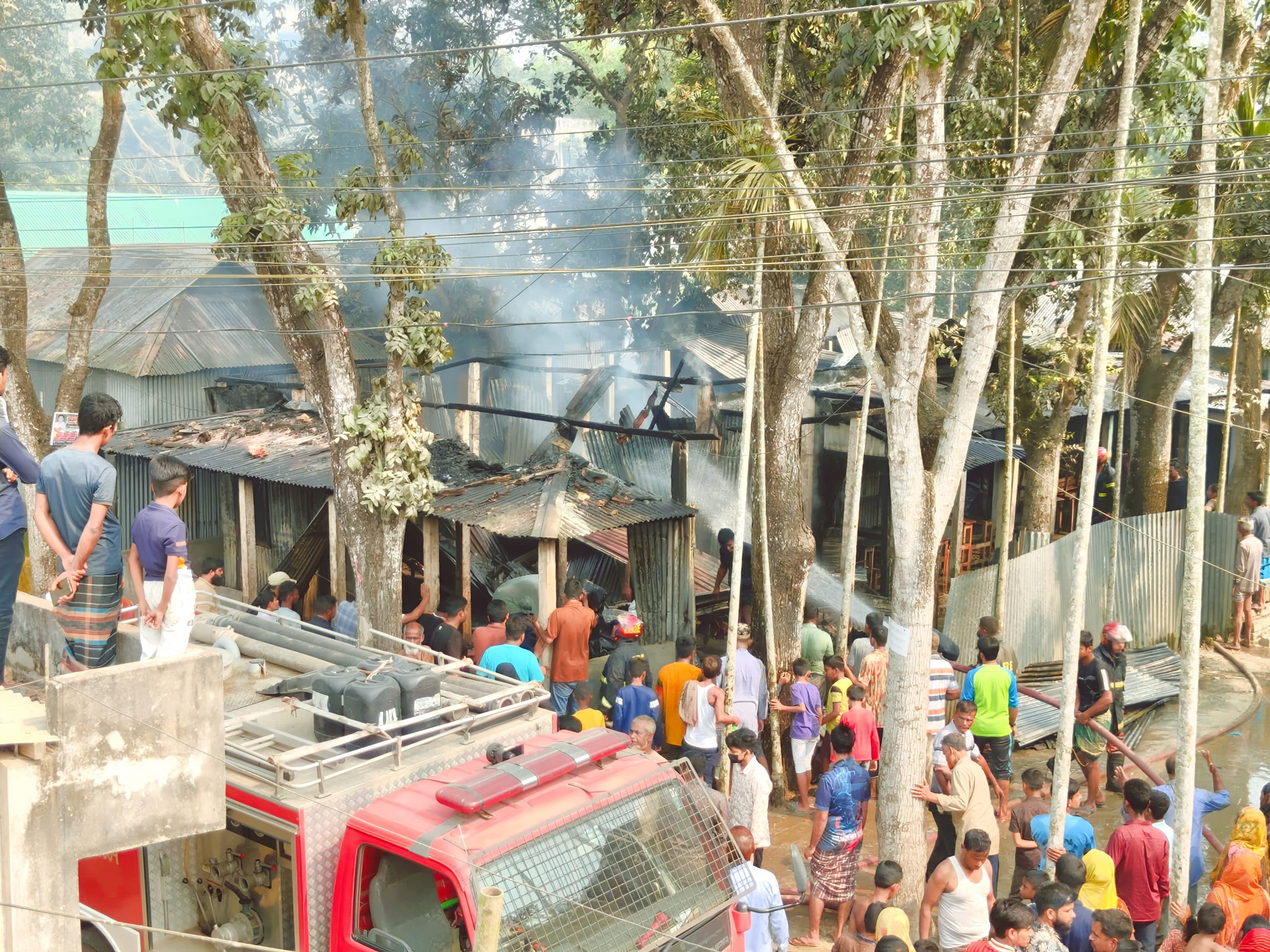 সরিষাবাড়ীতে বসত ঘরে অগ্নিকান্ড : ৯ লক্ষ টাকার ক্ষতি