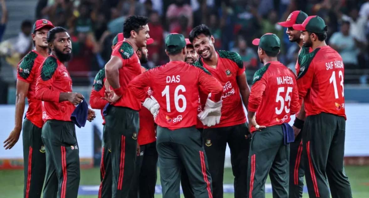 আইপিএল নিলামের চূড়ান্ত তালিকায় ৭ বাংলাদেশি, বাদ গেলেন সাকিব
