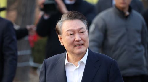 দক্ষিণ কোরিয়ার সাবেক প্রেসিডেন্টের যাবজ্জীবন কারাদণ্ড