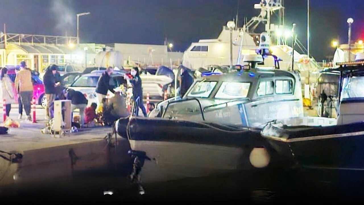 গ্রিসে কোস্টগার্ড জাহাজের সঙ্গে অভিবাসী নৌকার সংঘর্ষ, নিহত ১৫