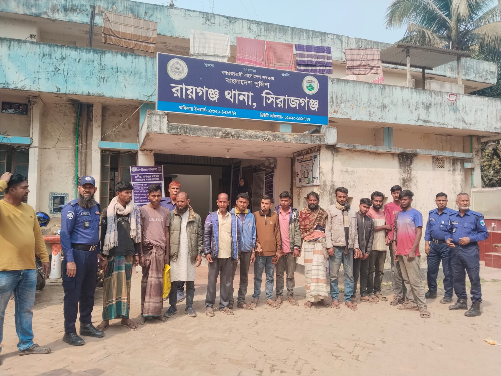 রায়গঞ্জে অবৈধ মাটি কাটায় ১৪ জনের কারাদণ্ড, জব্দ ৭ ট্রাক