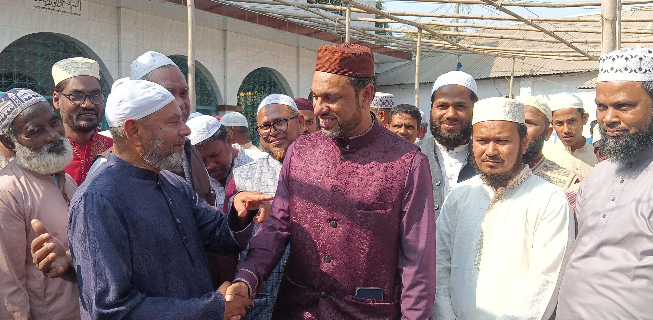 শপথ গ্রহনের পর নিজ এলাকায় এসে সর্বসাধারণের সাথে মতবিনিময়ে এমপি মাহবুবুল আলম সালেহী