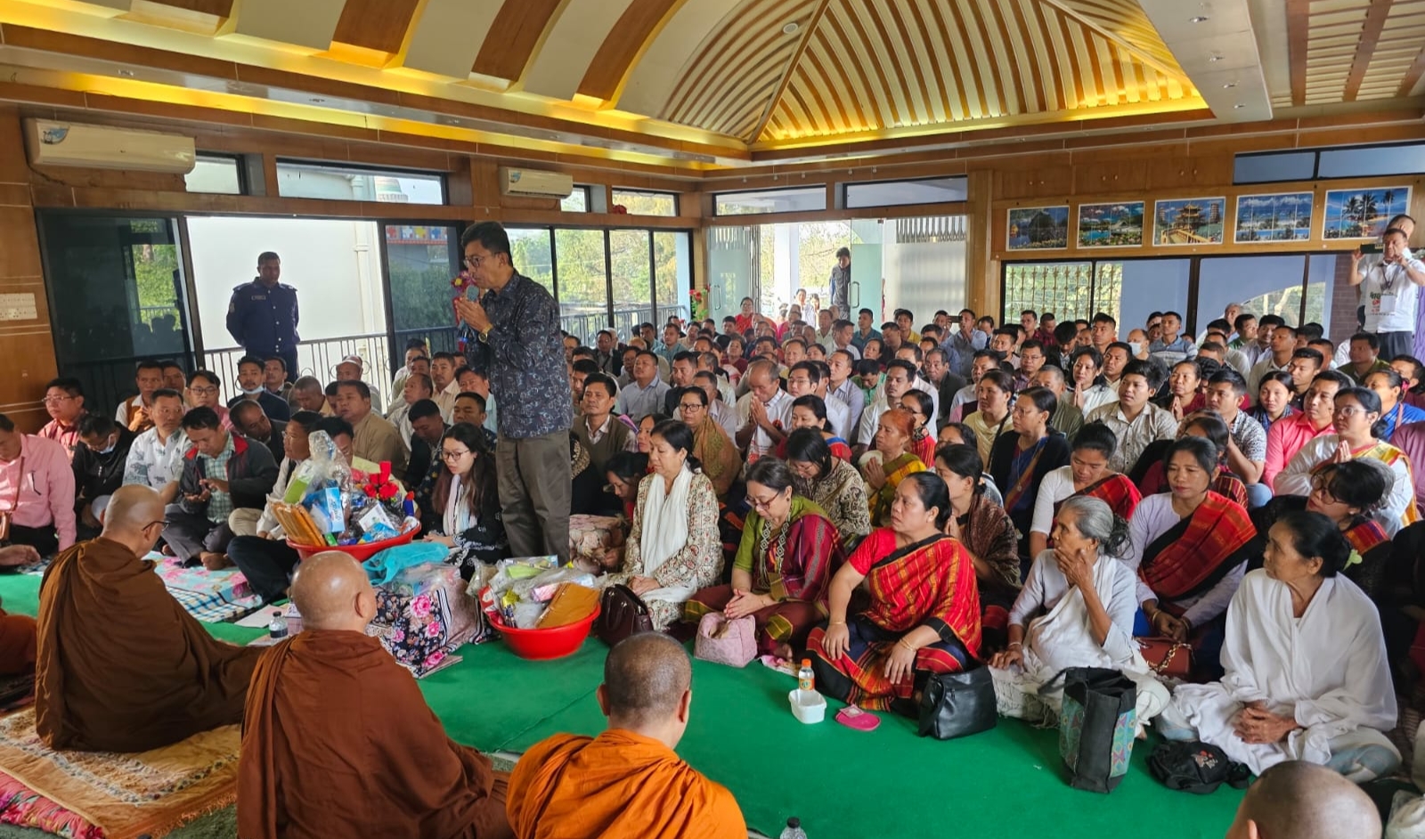 রাজবন বিহারে পার্বত্য মন্ত্রীর বিশেষ প্রার্থনা: দেশ ও জাতির সমৃদ্ধি কামনা