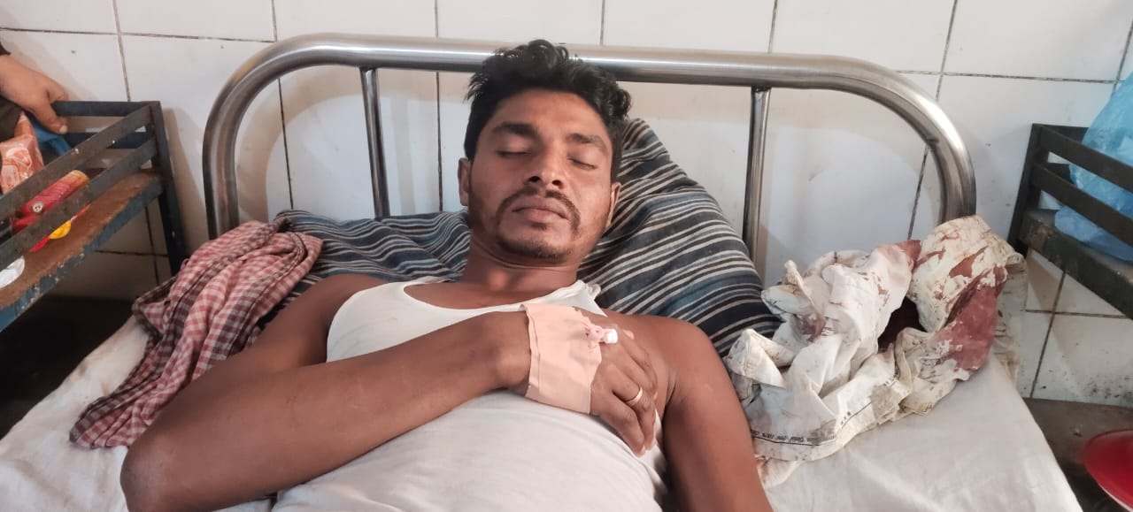 ভোলায় চর নিয়ে বিরোধে গুলি, যুবক আহত