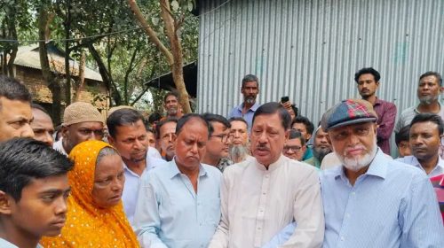 মিসাইল হামলায় নিহত বাচ্চুর পরিবারের পাশে এমপি জালাল