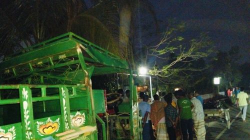 সরিষাবাড়ীতে ফাইটার উল্টে আহত ১০ জন