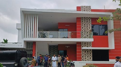 ভূরুঙ্গামারীতে চিকিৎসকের বাড়িতে চুরি ও অগ্নিসংযোগ, ৫০ লাখ টাকার ক্ষতি