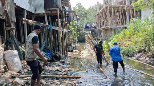 কোটালীপাড়ায় ২৪ ঘণ্টার মধ্যেই কুশলা খাল দখলমুক্ত করলো প্রশাসন