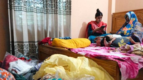 আড়াইহাজারে শিক্ষকের বাড়িতে দুর্ধর্ষ ডাকাতি