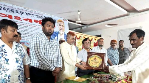 মির্জাপুরে নবনির্বাচিত এমপিকে মুক্তিযোদ্ধাদের সংবর্ধনা