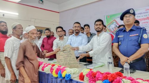 দশমিনায় কৃষকদের মাঝে সার বিতরণের উদ্বোধন করলেন প্রতিমন্ত্রী নুর