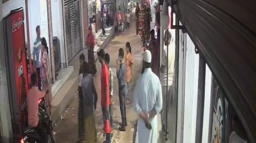 আশুলিয়ায় সুদের টাকার জন্য স্বামী স্ত্রীকে মারধর; প্রতিবাদ করায় উল্টো অপপ্রচার