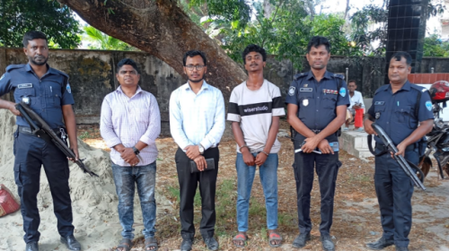 নেশাগ্রস্ত অবস্থায় মাতলামি: জনশান্তি ভঙ্গের দায়ে বাঁশখালীতে যুবকের কারাদণ্ড