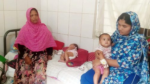 লালপুরে হামের উপসর্গ ২ শিশুর