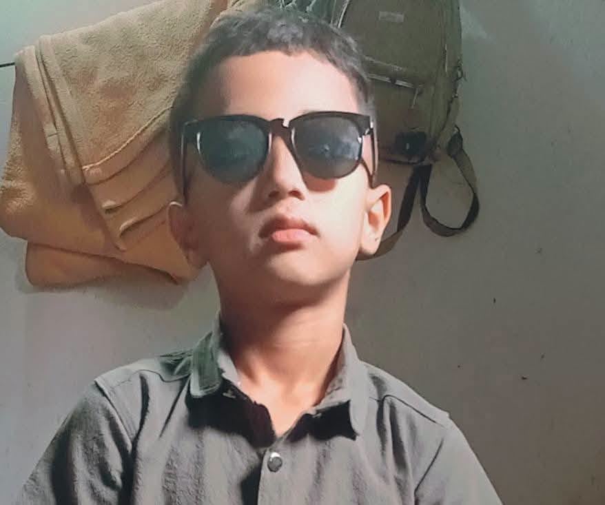 শ্রীপুরে শিশু শিক্ষার্থী কাভার্ডভ্যান চাপায় নিহত