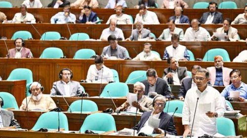 ভারী বৃষ্টিতে ক্ষতিগ্রস্ত কৃষকদের তিন মাস সহায়তা দেবে সরকার: প্রধানমন্ত্রী তারেক রহমান