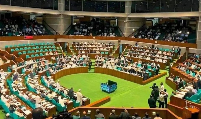 সংসদে বিরোধী দলের ওয়াকআউট - The Daily Bhorer Darpan