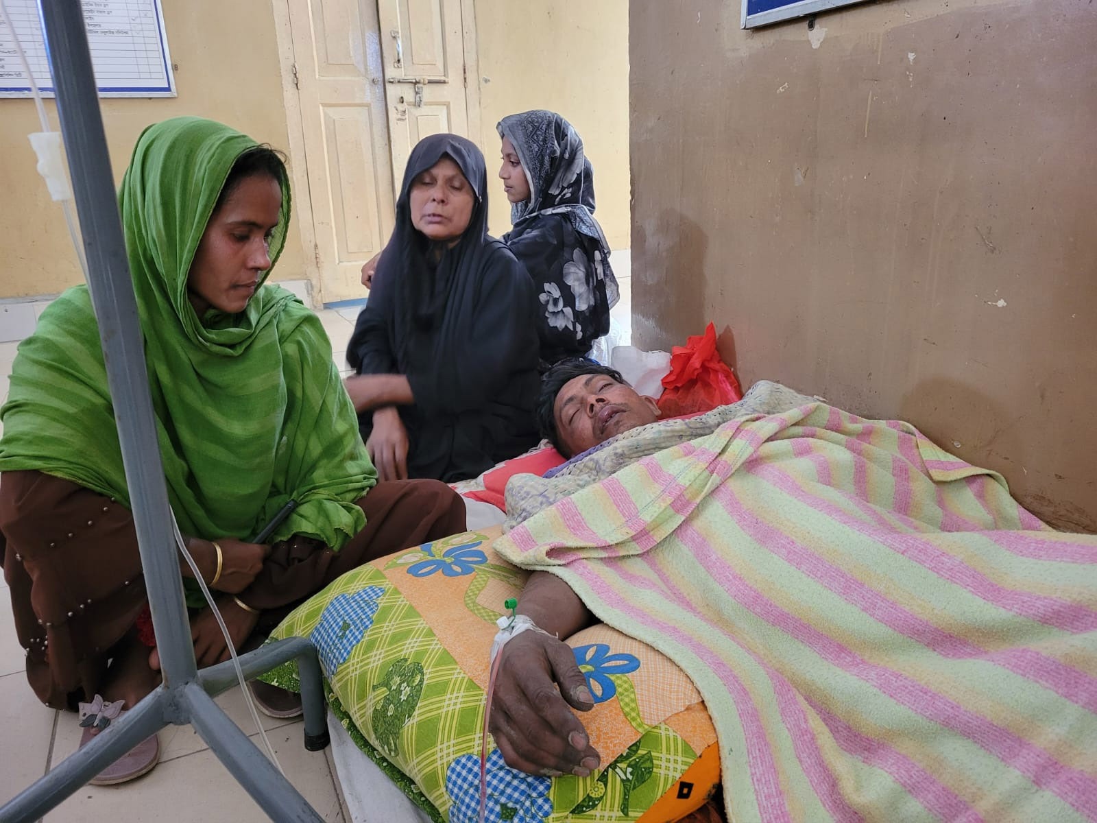 শেরপুরে নেশাজাতীয় দ্রব্য খাইয়ে অটোভ্যান ছিনতাই, চালক অচেতন