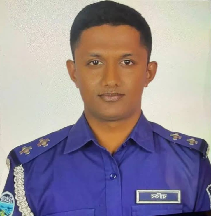 কলাবাগান থানার এসআই রাকিবুল নিখোঁজ: গ্রামের বাড়িতে শোকের ছায়া